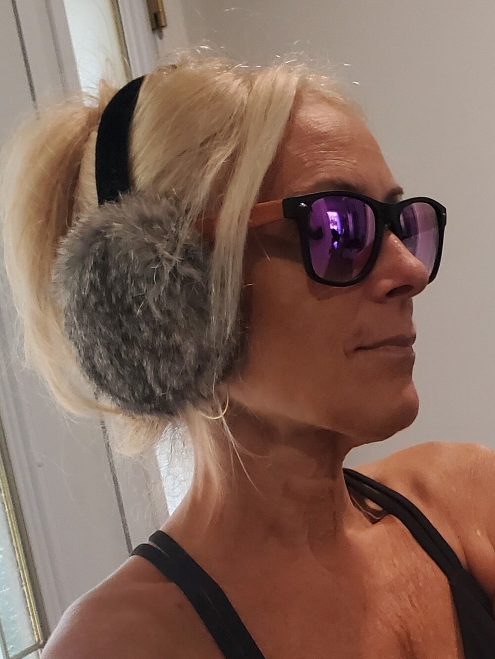 Real Rabbit Fur Earmuffs - Picture 2 of 8